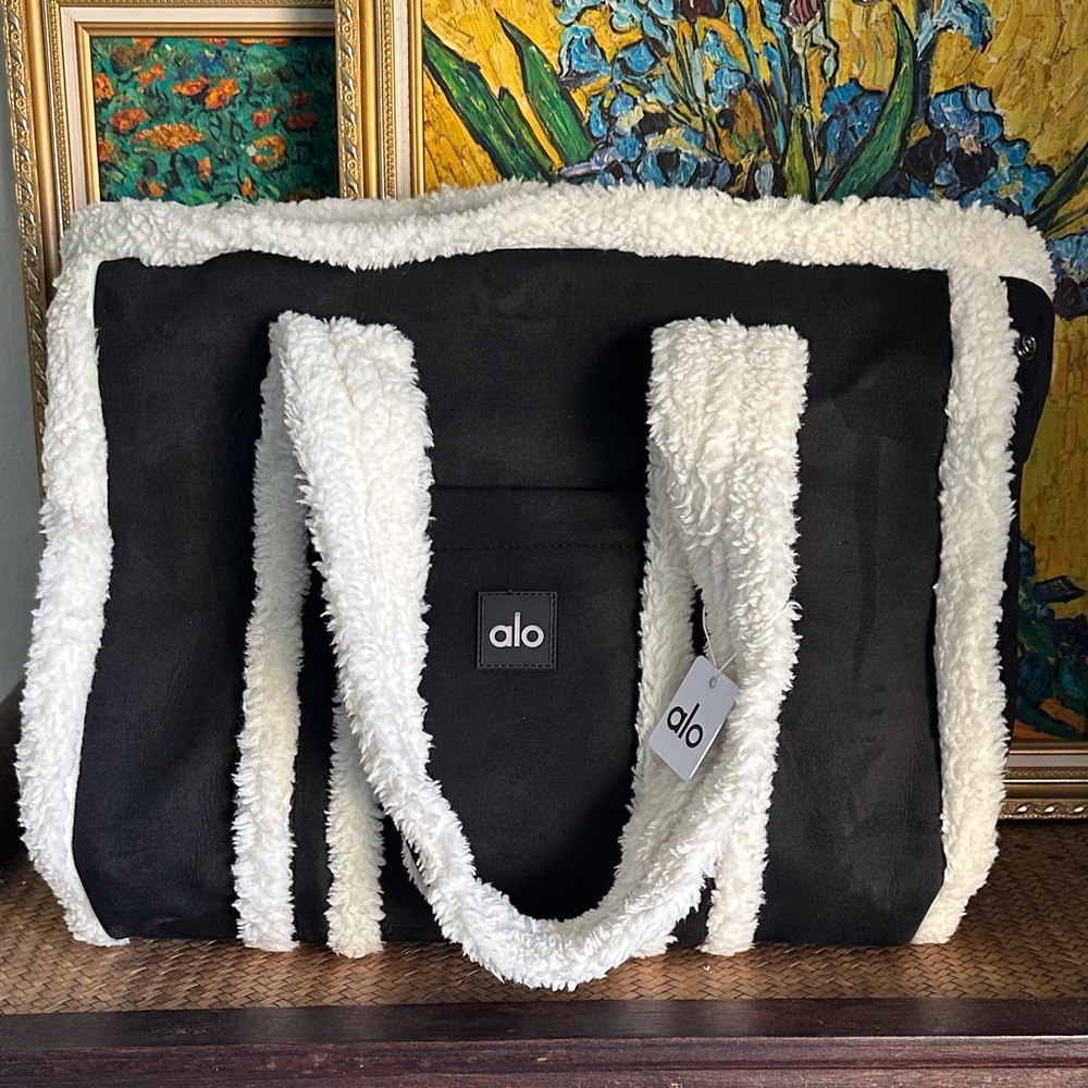 ALO Yoga Winterfun Black and white Tote with